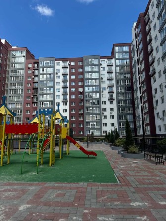 Однокімнатна квартира у центрі продаж Княгинин Набережна 1кім видова - фото 1