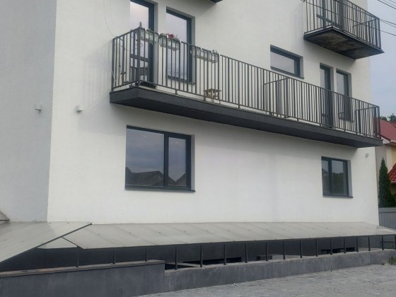 Продам 1 кім квартиру р-н Торгмаш клубний будинок Бровари