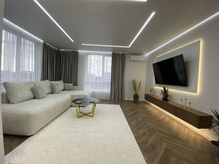 Продається квартира 90 м² у ЖК Family Plaza з ремонтом і технікою - фото 1