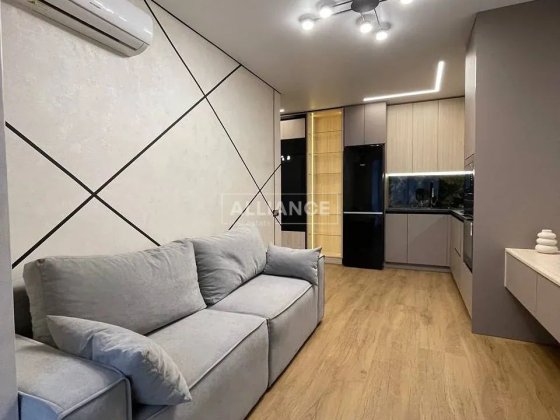 Шикарна півторачка в центрі міста! Івано-Франківськ