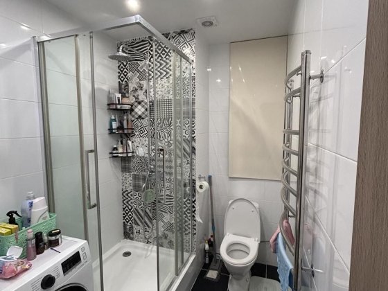 Продам квартиру зі світлом 24/7. Біля Сільпо. Бровары