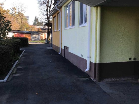 Продам 2 кімнатну квартиру б-р Олександрійський,р-н Клініка