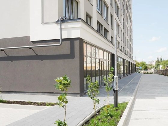 Велика двокімнатна квартира в зданому будинку Івано-Франківськ