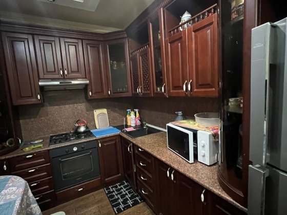 Продам 3-х  по в. Стуса (нижній ДНС)