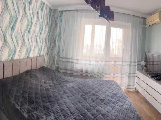 История одной квартиры. Трехкомнатная  возле парка Бровары