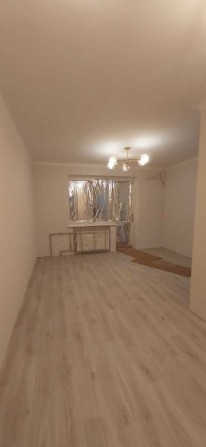 Однокімнатна. Торг. Можливість окремої дитячої / кабінету / спальні - фото 1