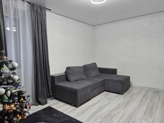 Продаж 2-ної квартири. 3й мікрорайон.