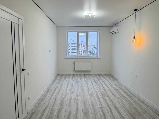 Світла 2-кімнатна з ремонтом, 60 м² — простір для вашого стилю Вишневе