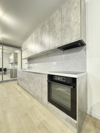 Шикарна квартира з новим ремонтом, меблями і технікою - фото 1