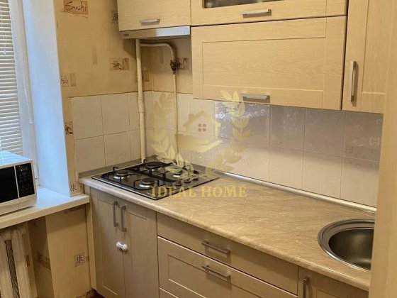 Продаж 1к квартири центр Броварів бульв.Незалежності Бровари