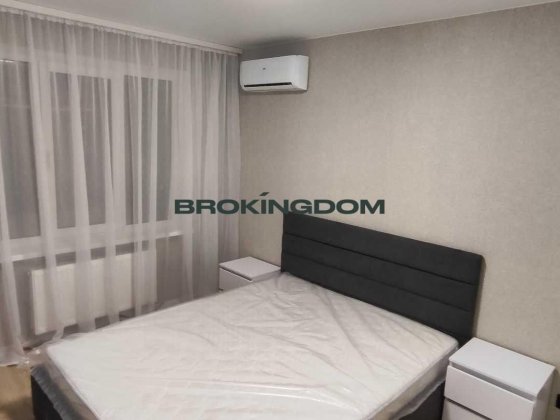 2-кімн квартира, Металургів 35, єОселя, генератор Бровари