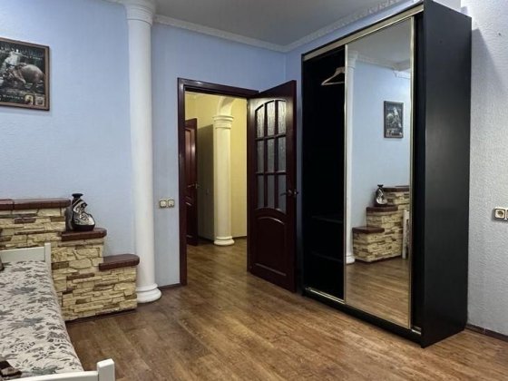 Продаж 3-кімнатної квартири в центрі Броварів NP Бровари