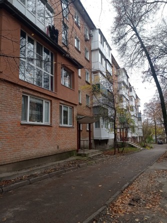 Продам трикімнатну квартиру, м.Біла Церква .Під власний ремонт. - фото 1