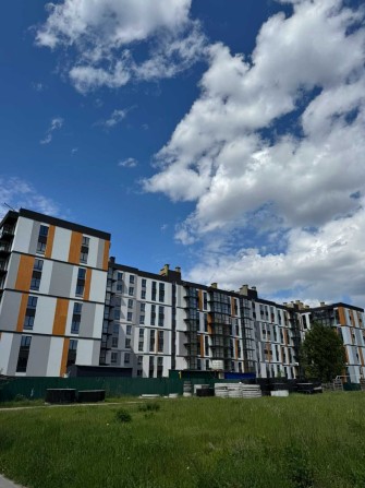 Терміново продам 1к, центр Вишневого - фото 1