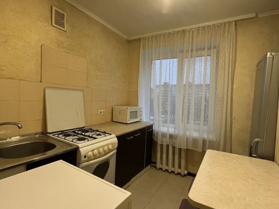 Продається 1 кім. біля парку Шевченка Івано-Франківськ