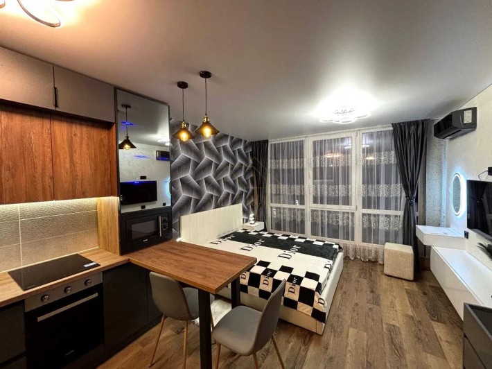 Продається ЗДАНА смарт-квартира з ремонтом. ТОП локація - фото 1