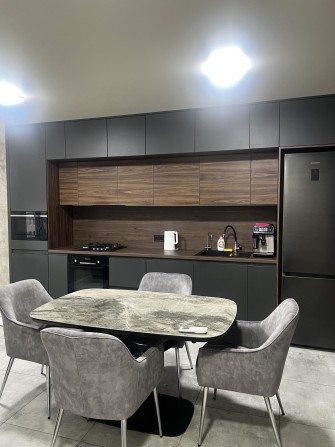 Продам квартиру в одному з найкращих районів міста - фото 1