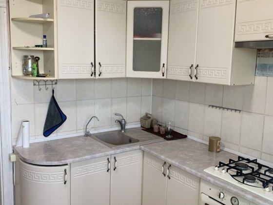 Продаю чудову трикімнатну квартиру! Піщаний масив! Белая Церковь