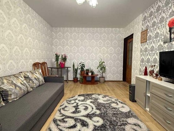 Продається 3-кімнатна квартира, 75 м², у м. Вишневе Вишневе