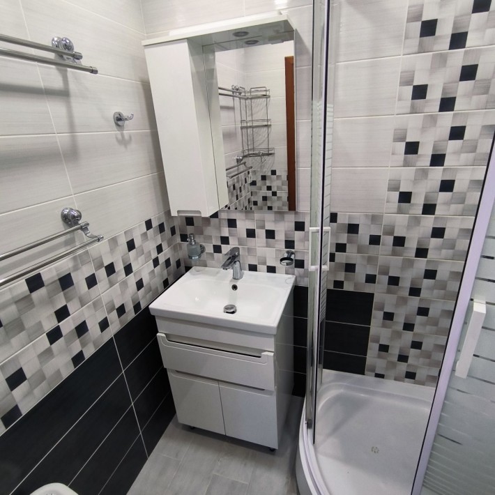 Продаж квартир по вул. Павліченко - фото 1