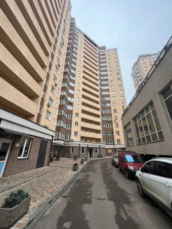 Простора двокімнатна  квартира 70 м.кв. ЖК "Авіа Квартал" - фото 1