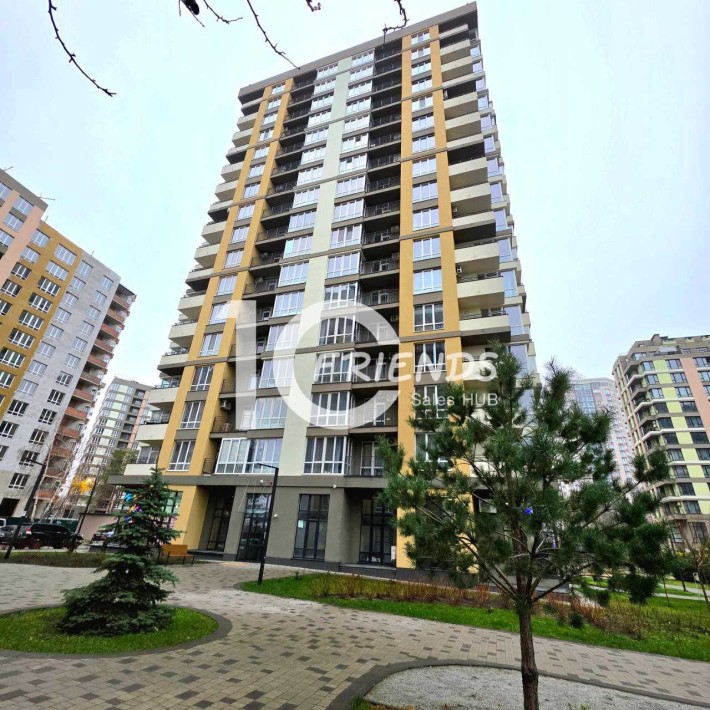 Продаж квартири ЖК Крона Парк Бровари центр право власності - фото 1