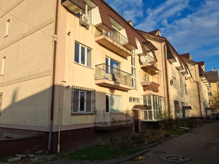 Трикімнатна квартира Вишневе без комісії - фото 1