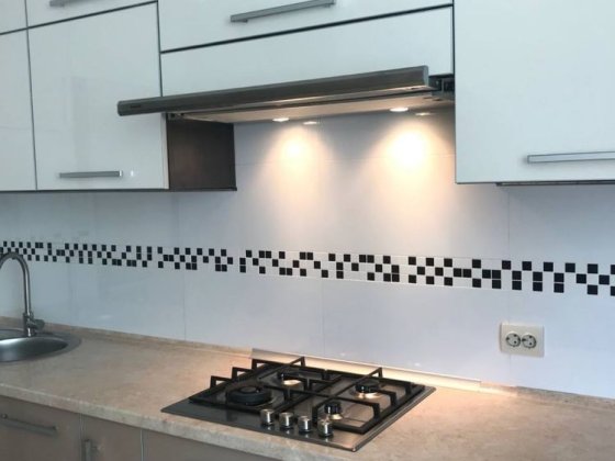 Затишна євродвохкімнатна квартира з ремонтом,  поруч з школою Буча