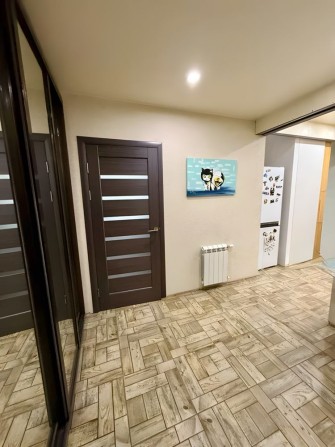 Двокімнатна квартира в Бучі! Податки - 2% газ опалення - фото 1