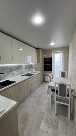 Продаж 3-кімнатної м-в Незалежності - фото 1