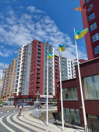 Продається 2 - кімнатна квартира у ЖК Княгинин, вікна на алею. - фото 1