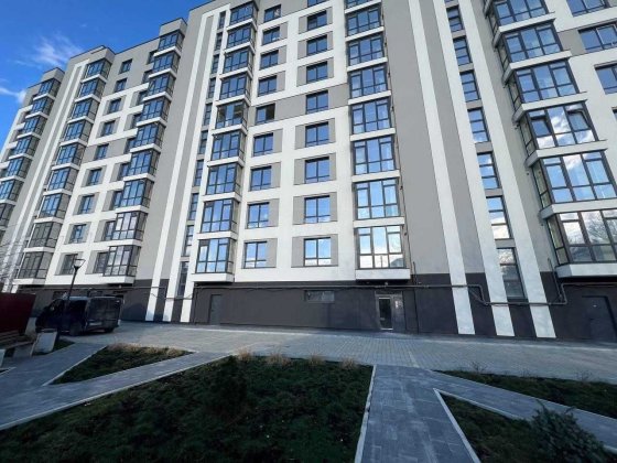 Готова. 2 кім. квартира біля Парку. Івано-Франківськ