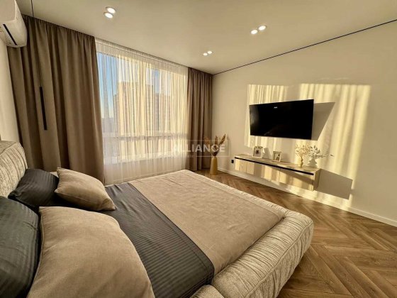 ЕКСКЛЮЗИВНА 3кім. квартира в ЖК Family Plaza Ивано-Франковск