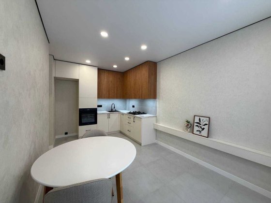 Світла 1 к з ремонтом,біля Набережної,газ,мінімальне оформлення! Ірпінь