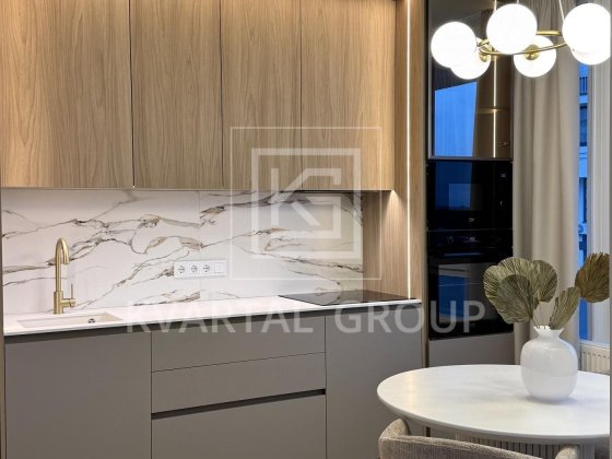 2-к квартира з дизайнерським ремонтом та видом на Центральний парк! Ірпінь