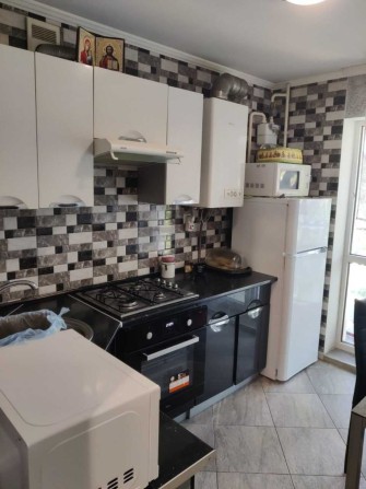 Продаж квартири з ремонтом та меблями по вул. Щаслива, м.Ірпінь! - фото 1