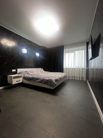 Однокімнатна квартира збільшеного планування в новобудові - фото 1