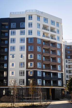 Продам трикімнатну квартиру у житловому комплексі Синергія Сіті. - фото 1