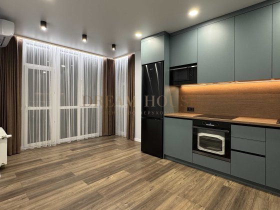 Сучасна 2к квартира в центрі м.Буча Буча