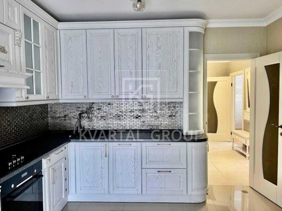 Простора 2К квартира з дизайнерським ремонтом в центрі Ірпіня! єОселя Ірпінь