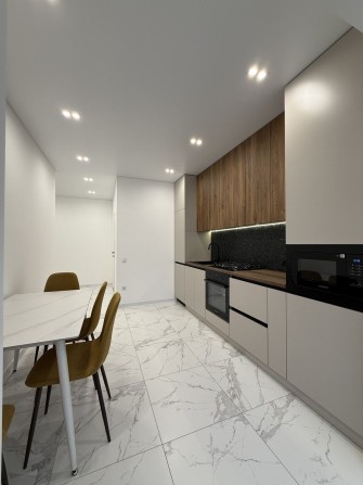 ТЕРМІНОВО! 1 кімнатна квартира в ЦЕНТРІ - фото 1