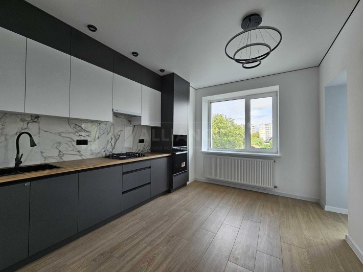 1-кім квартира ремонтом меблі та техніка, Біля Арсену ! - фото 1