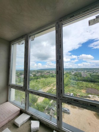 Продаж 2 кім квартири з коморою, можна об'єднати з квартирою. - фото 1