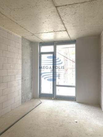 Простора однокімнатна квартира в новому ЖК - фото 1