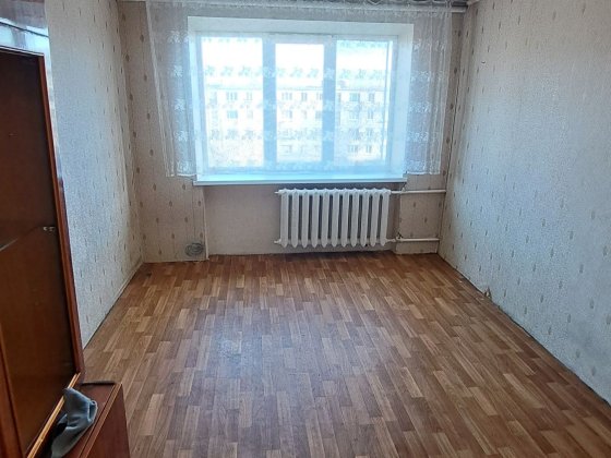 Продам малосімейку, центр, вул.Університетська Кременчуг