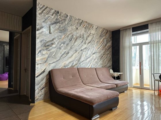 Продаж  3х кімнатної квартири студії в самому центрі біля Європи Кременчуг