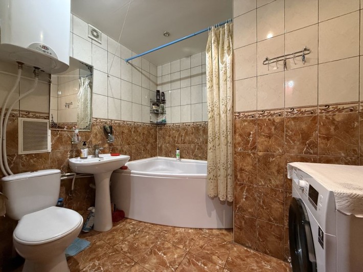 Продаж 2-кімнатної, вул.Київська, 48м2, зупинка Автопарк - фото 1