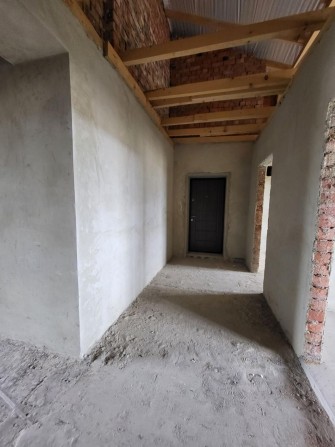 ПРодається 2 кімнатна квартира з горищем в ПОДАРОК - фото 1