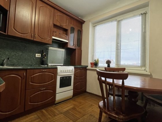 Продам 2к по вул.Н.Сотні Кременчук