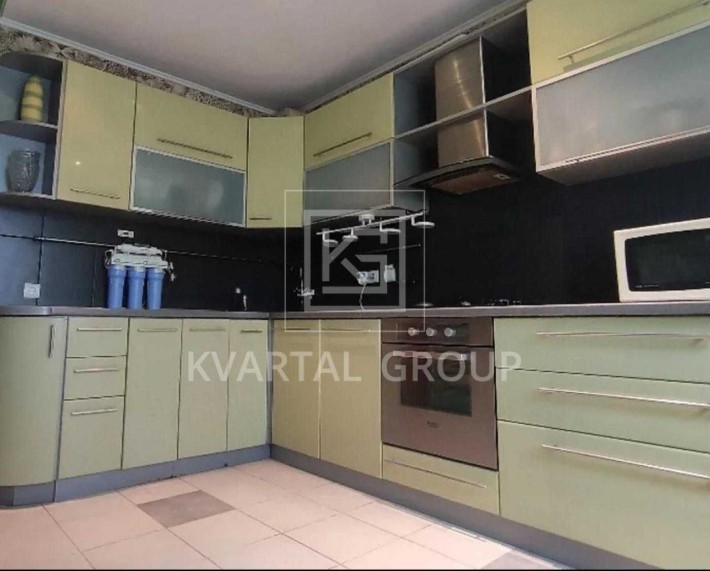 Простора 3К квартира в Бучі з ремонтом та меблями, оформлення 2% - фото 1